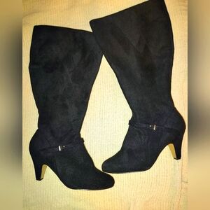 Wide Calf Black Knee-High Women's Boots